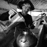 Lesley-making-Scorpion-Tail-distillate-copy-min_162x162_acf_cropped lesley making a distillate with scorpion tail