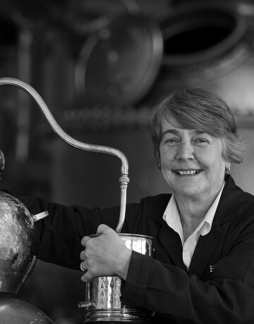 Lesley03-min_360x460_acf_cropped