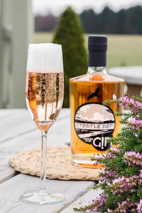 heather-rose-gin-17 Heather Rose Gin Strathearn Distillery small batch gin from Scotland