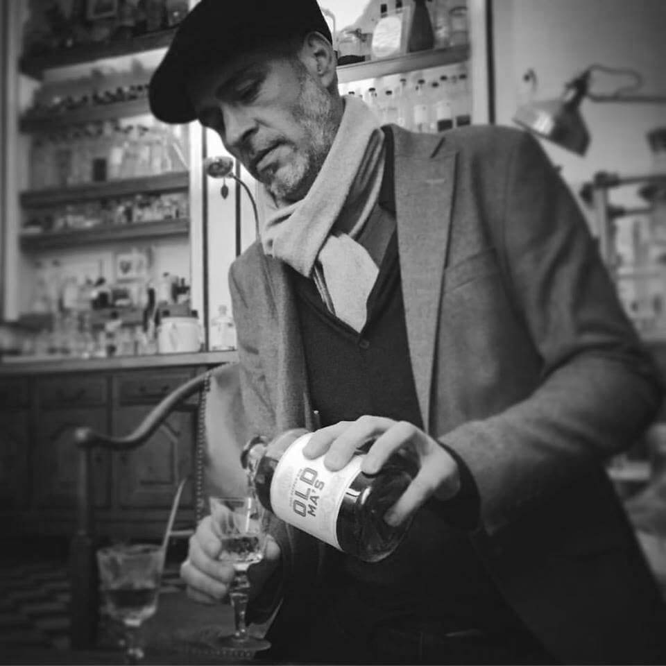 ian-spink-pink-pepper-gin-2 ian-spink-pink-pepper-gin-2