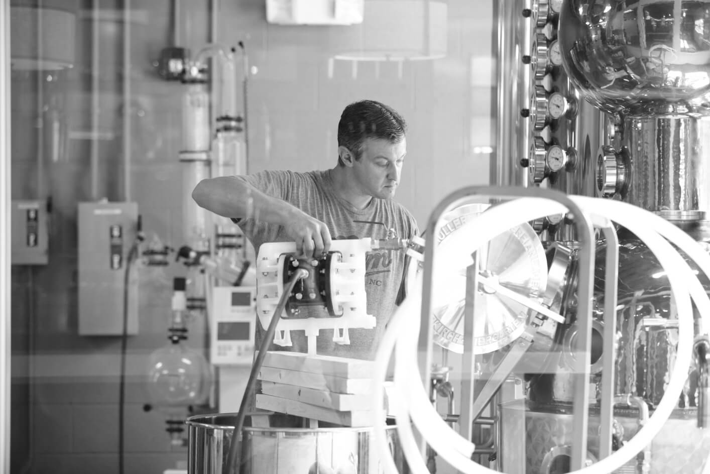 Durham Distillery 2 Conniption Gin Durham Distillery