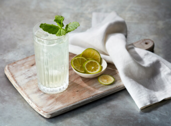 Southside Fizz, Southside Fizz cocktail, Classic gin cocktail recipe